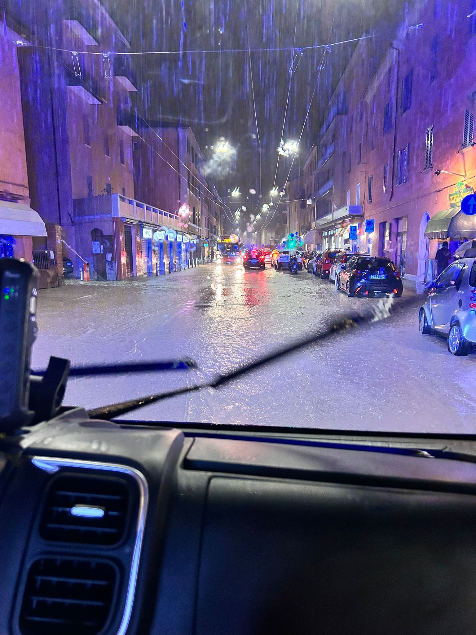 MEZZI EXTRA ALLUVIONE BOLOGNA